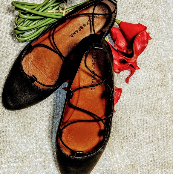 Lucky Brand Shoes - 👠 Lucky Black Eaviee Ballerina Flats Sz 8 *EUC*